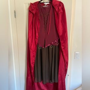 Halloween Costume for sale! Mary Sanderson 3 pieces set.